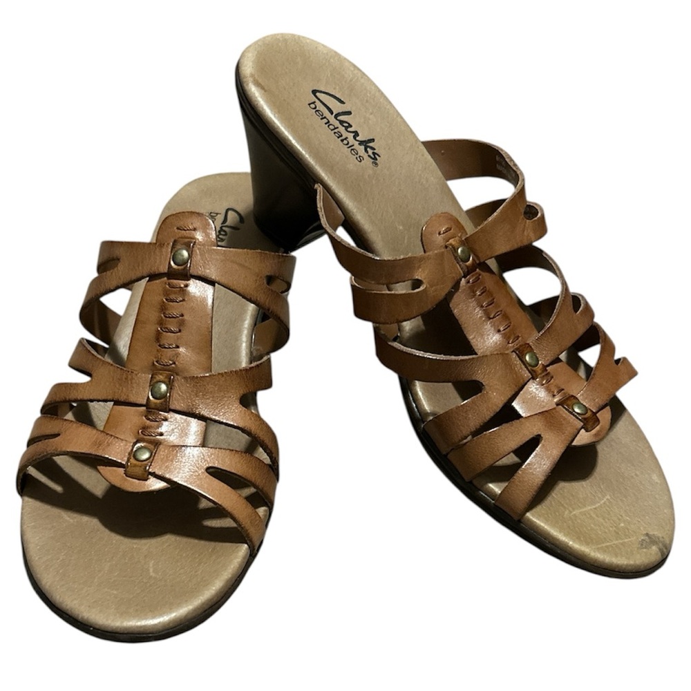 Clarks Bendables Women's Tan Sandals. Size 7M
